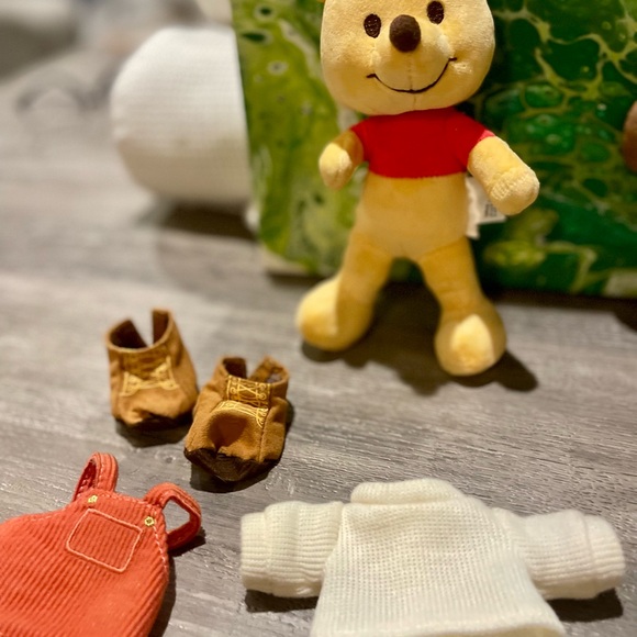 Disney nuiMOs Winnie the Pooh Stuffed Animal - with complete outfit and shoes! - Picture 6 of 7